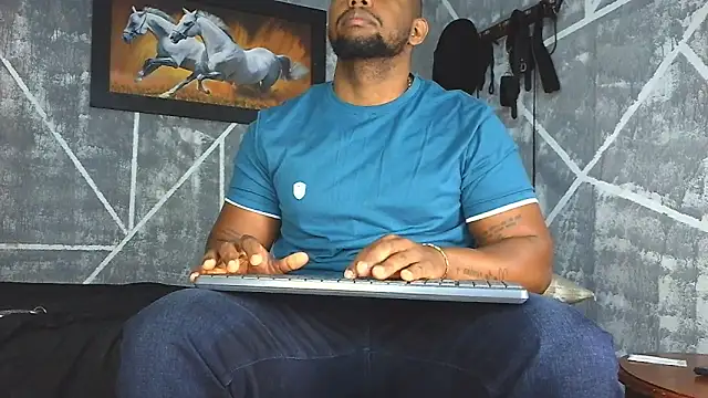 Snapshot of big_blackmen19 chatting on April 28, 1:27 pm big blackmen19 online show from April 28, 1:27 pm