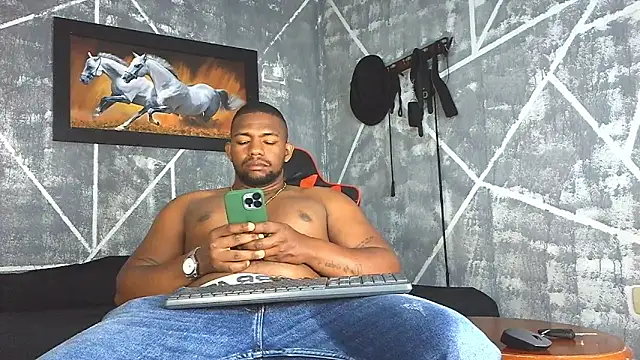 Snapshot of big_blackmen19 chatting on May 26, 1:40 pm big blackmen19 online show from May 26, 1:40 pm