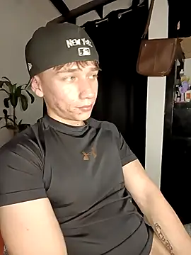 Logan sixxer online show from September 16, 3:51 am