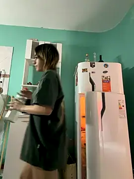 Babylovetiernax online show from November 27, 5:15 pm