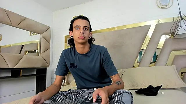 Ibratxandy online show from October 22, 9:03 pm