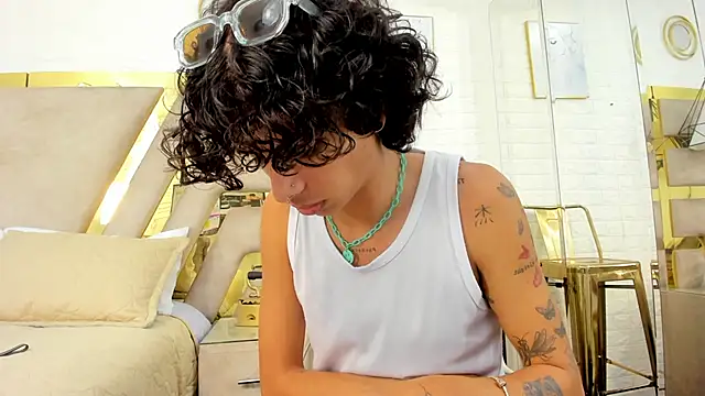 Ibratxandy online show from November 18, 7:18 pm