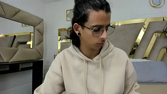 Ibratxandy online show from November 27, 7:05 pm