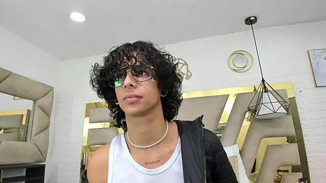 Ibratxandy online show from December 5, 6:59 pm