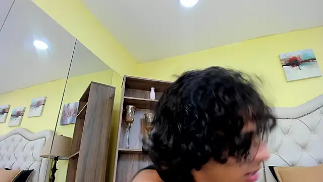 Ibratxandy online show from December 15, 7:18 pm