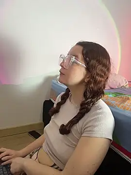 Snapshot of Sharon_Black chatting on February 11, 12:32 pm Sharon Black online show from February 11, 12:32 pm