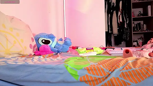 Snapshot of Sharon_Black chatting on February 12, 8:15 pm Sharon Black online show from February 12, 8:15 pm