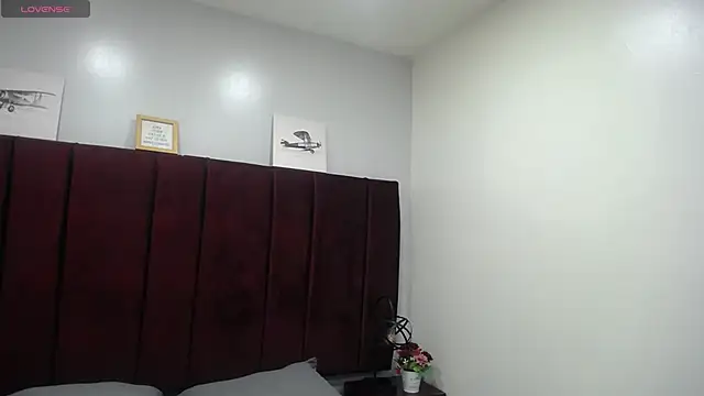 Snapshot of Vale_honny chatting on October 20, 1:22 pm Vale honny online show from October 20, 1:22 pm