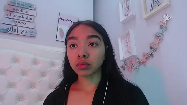 pocahontamoon online show from September 24, 1:14 pm