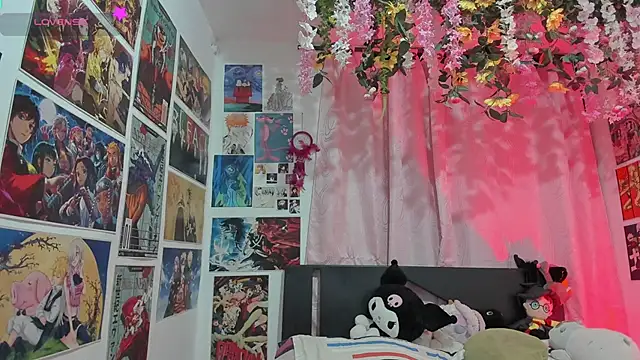 Snapshot of FluffyMelons chatting on February 22, 11:03 pm FluffyMelons online show from February 22, 11:03 pm