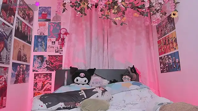 FluffyMelons online show from April 17, 11:08 pm