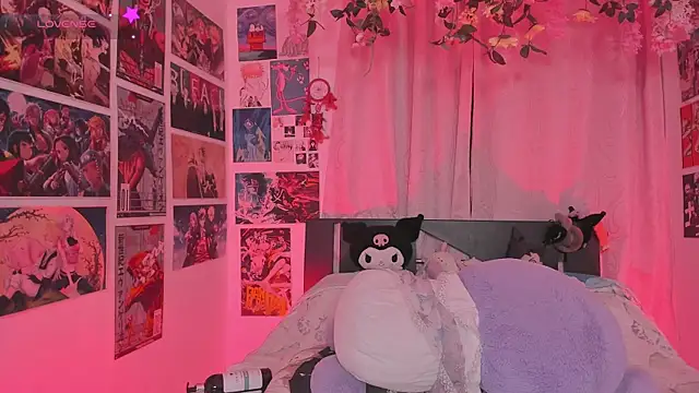 FluffyMelons online show from May 15, 10:50 pm