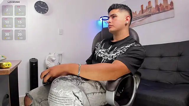  Juanes online show from October 27, 10:03 pm