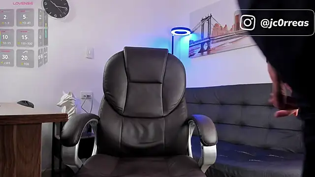  Juanes online show from December 16, 9:53 pm