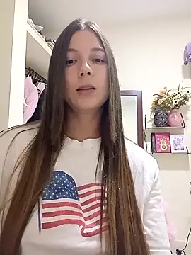 Arianna Moss online show from April 17, 1:30 am