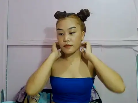 YourWildestDoll online show from May 23, 6:01 pm