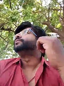 Snapshot of jitubaba436 chatting on May 26, 8:10 am jitubaba436 online show from May 26, 8:10 am