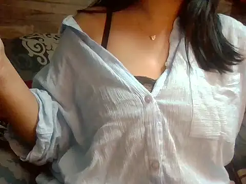 Snapshot of sassylisa chatting on May 4, 9:00 pm sassylisa online show from May 4, 9:00 pm