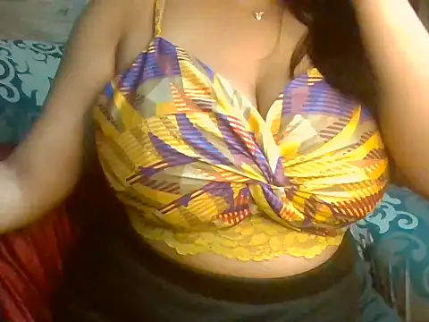 Snapshot of sassylisa chatting on May 8, 11:54 pm sassylisa online show from May 8, 11:54 pm