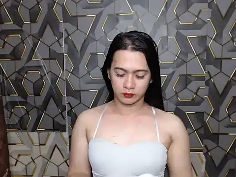 Snapshot of ur_asianpretty chatting on June 18, 10:14 pm ur asianpretty online show from June 18, 10:14 pm