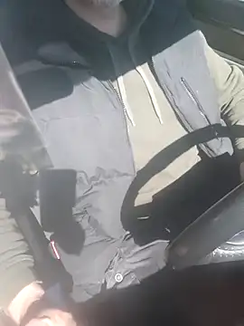 Snapshot of cazzoweb chatting on April 2, 8:56 am cazzoweb online show from April 2, 8:56 am