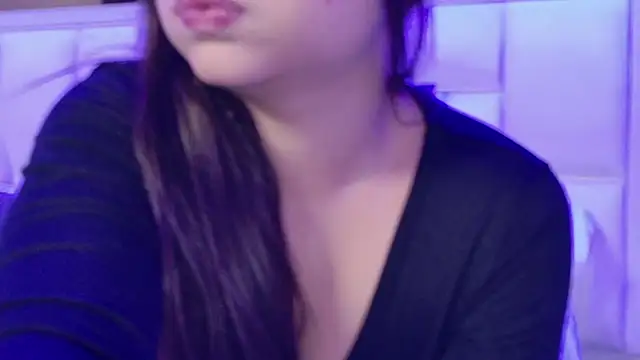 Snapshot of kity_lovee1 chatting on October 16, 3:29 am kity lovee1 online show from October 16, 3:29 am