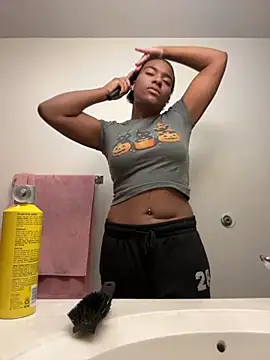 Tu GataLinda online show from October 21, 1:23 pm