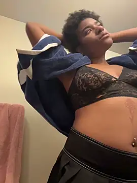 Tu GataLinda online show from October 26, 8:37 pm