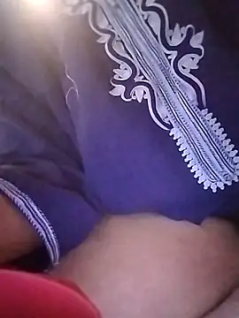Snapshot of JuicyBigcock@xh chatting on October 4, 2:48 pm JuicyBigcockxh online show from October 4, 2:48 pm
