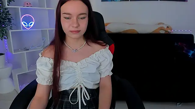 NoraHaynes online show from September 29, 3:11 am