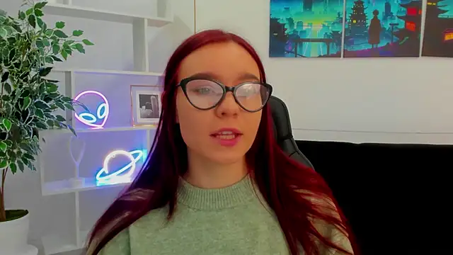 NoraHaynes online show from January 17, 3:00 am