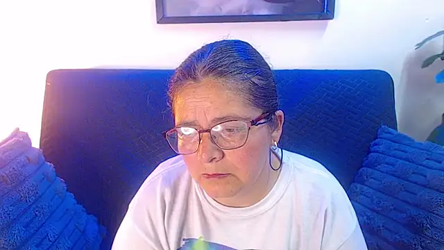 Linda banks  online show from November 23, 1:27 am