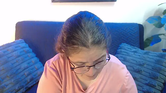 Snapshot of Linda_banks_ chatting on February 12, 1:55 am Linda banks online show from February 12, 1:55 am