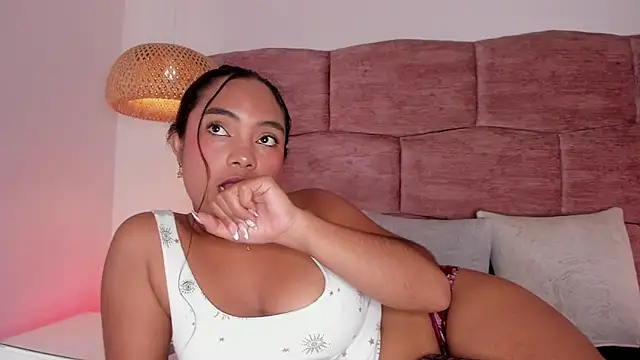 dani velvet online show from February 20, 3:03 am