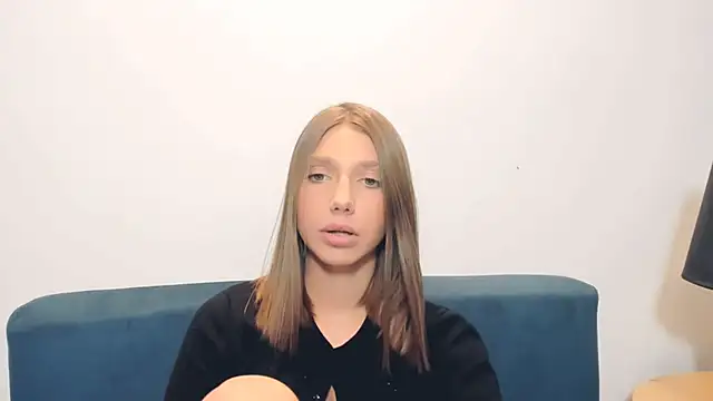 EmmaGorgeous online show from March 7, 5:54 pm