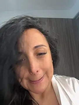 hotadhara01 online show from October 29, 2:30 pm