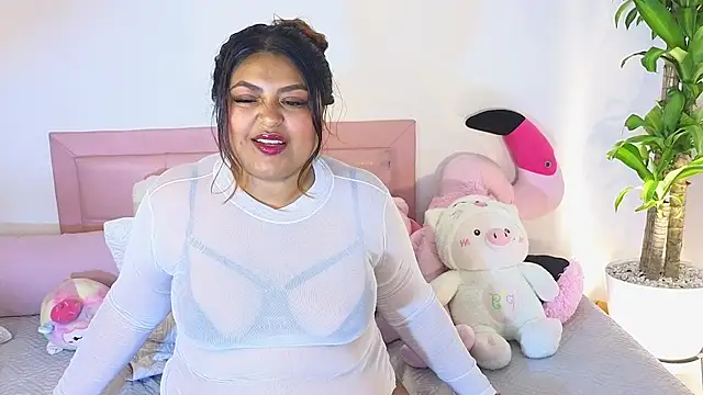 Hela Collins online show from March 11, 7:25 am