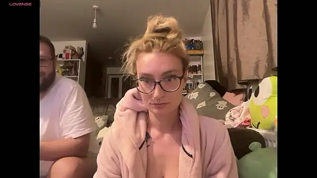 harleyblair online show from November 6, 11:26 pm