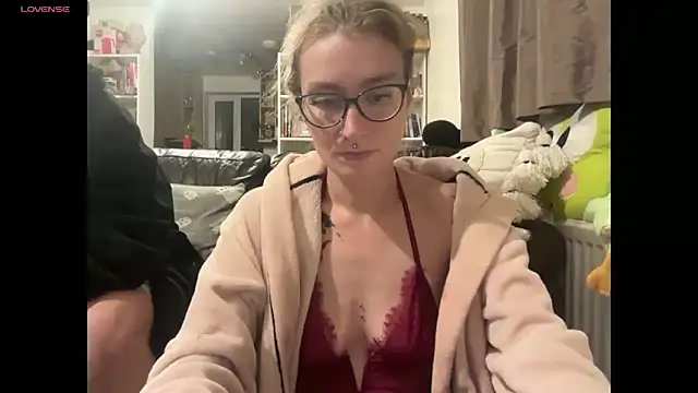 harleyblair online show from November 13, 11:03 pm