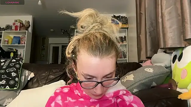 harleyblair online show from January 13, 11:10 pm