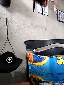 Tussi-amor online show from September 15, 3:45 pm