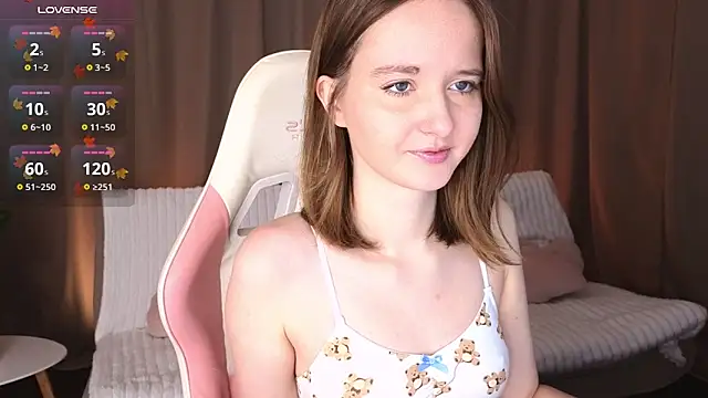 AlexsisFaee online show from November 24, 9:36 pm