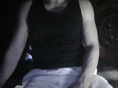 malacobi0 online show from April 25, 5:32 pm