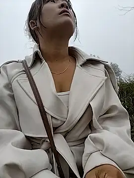 asian 2k online show from February 4, 2:06 am