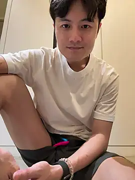 changbibit online show from April 11, 6:51 am