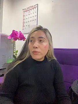  ManuVeelez online show from September 16, 3:29 am