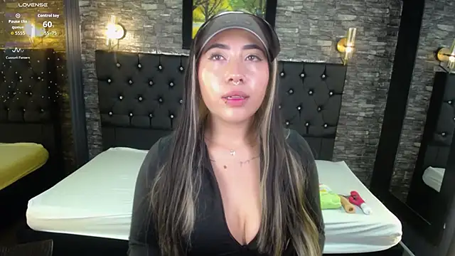  ManuVeelez online show from January 15, 3:44 am