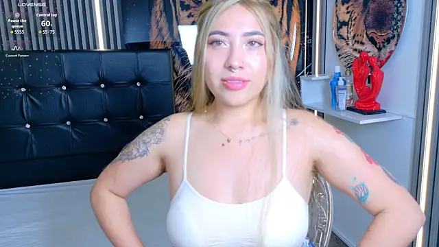  ManuVeelez online show from January 16, 5:11 am