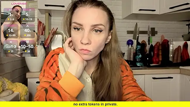 Snapshot of Edena_ chatting on March 14, 4:12 pm Edena online show from March 14, 4:12 pm
