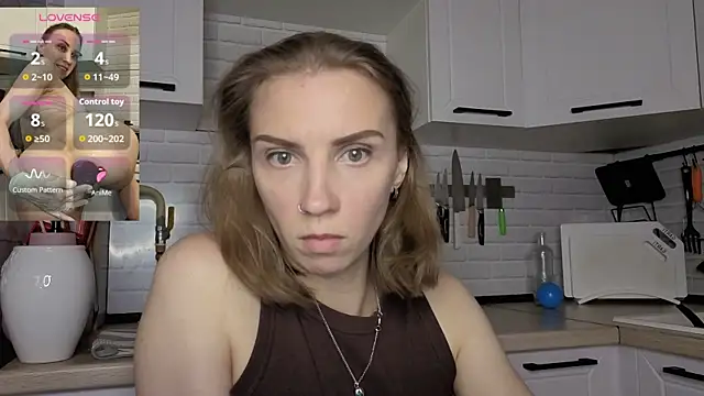 Snapshot of Edena_ chatting on June 29, 7:14 pm Edena online show from June 29, 7:14 pm